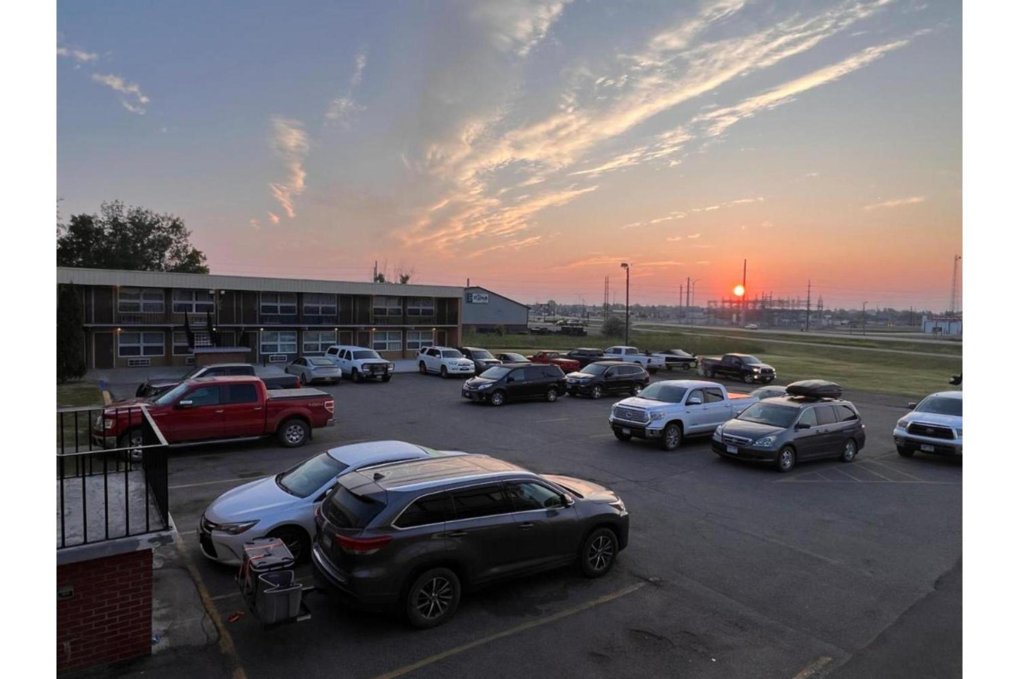 Devils Lake Inn By Oyo Near Devils Lake Regional Airport 외부 사진