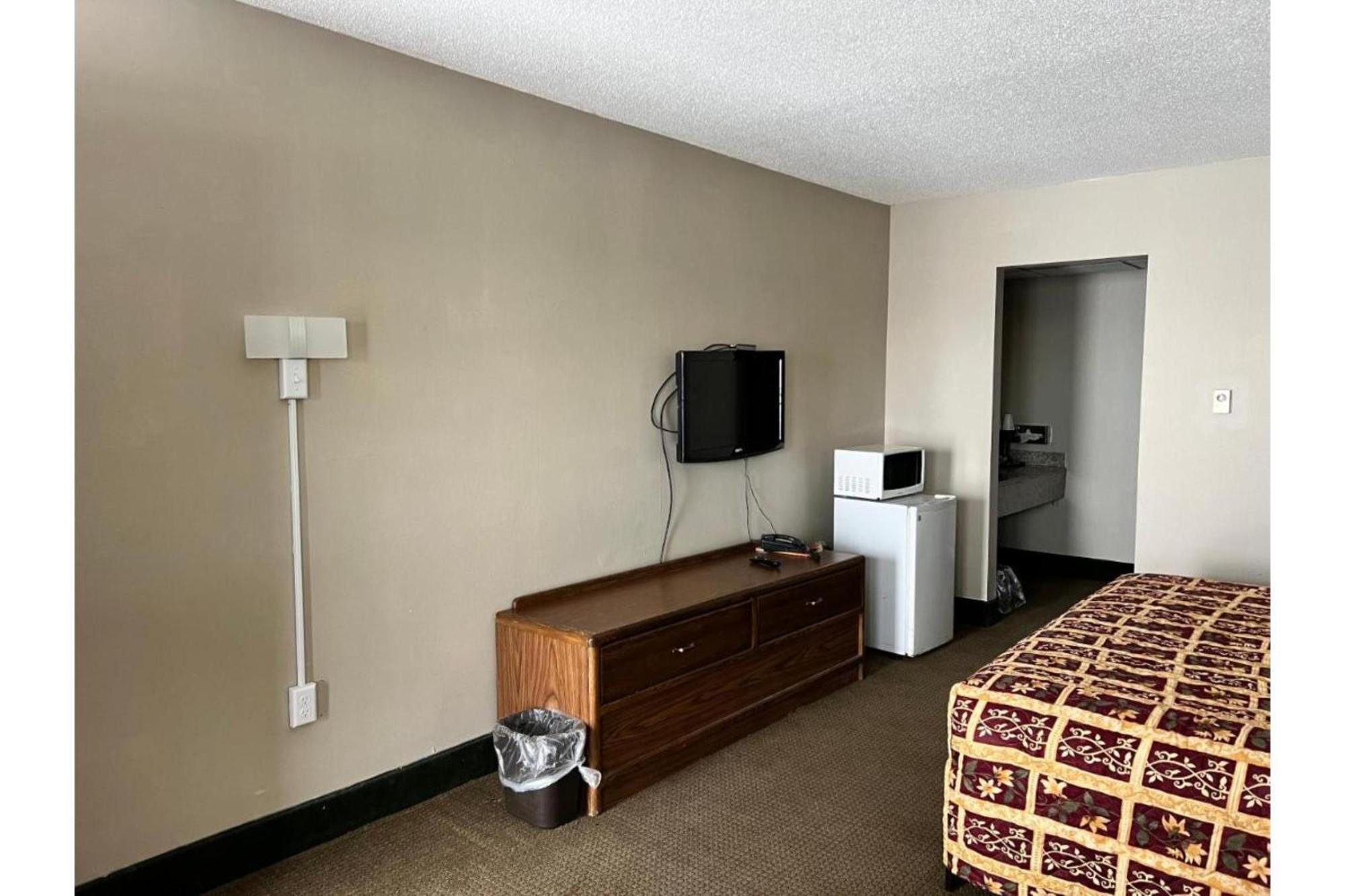 Devils Lake Inn By Oyo Near Devils Lake Regional Airport 외부 사진