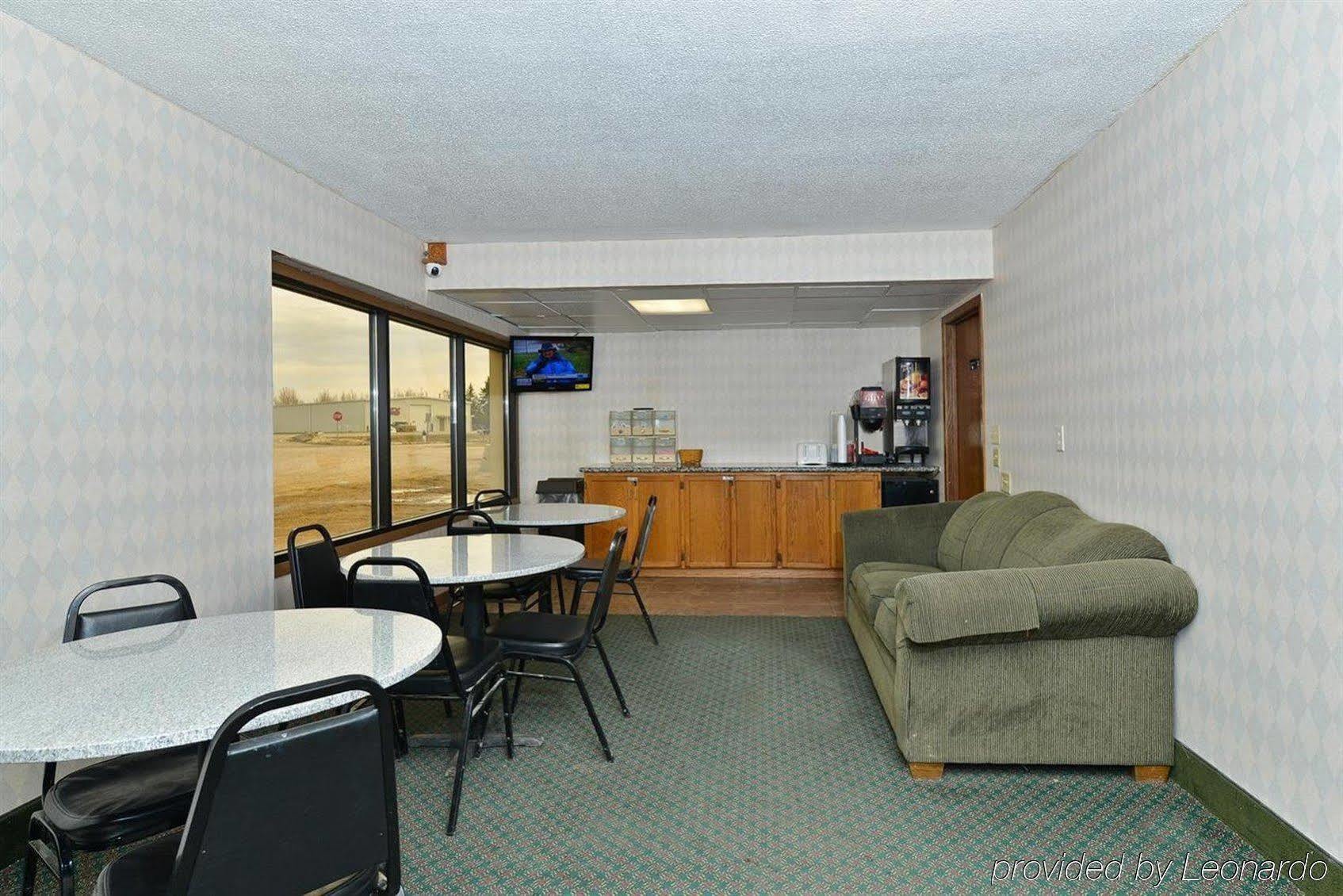 Devils Lake Inn By Oyo Near Devils Lake Regional Airport 외부 사진