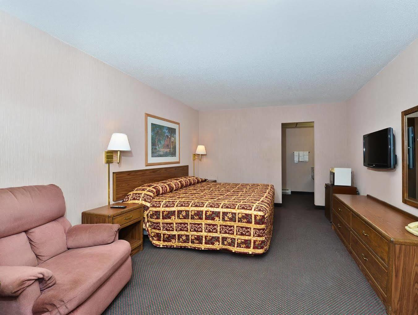 Devils Lake Inn By Oyo Near Devils Lake Regional Airport 외부 사진